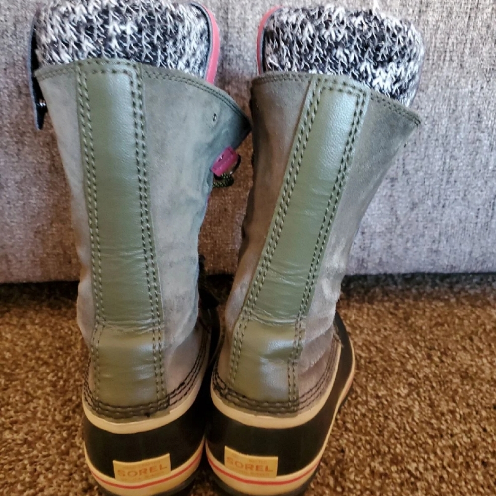 Sorel waterproof boots with liner - Picture 8 of 8